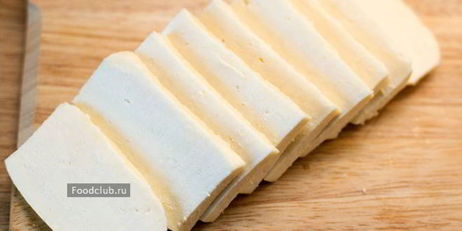 Рецепт жареного сыра с ягодныма соусома